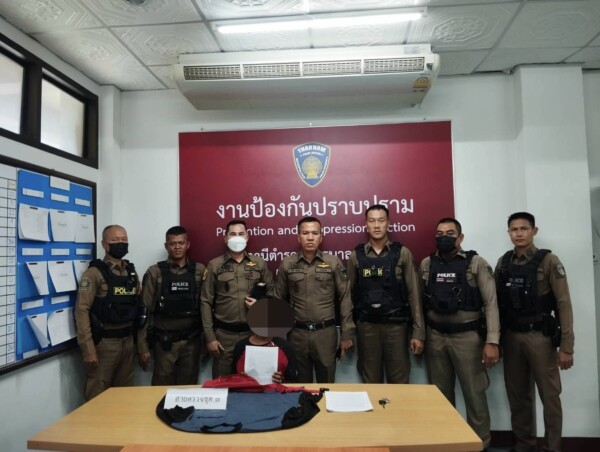 สายตรวจท่าข้ามไล่ล่าระทึก รวบโจรลักรถจักรยานยนต์พร้อมของกลาง ย้ำดูแลความปลอดภัยประชาชนเข้มงวด