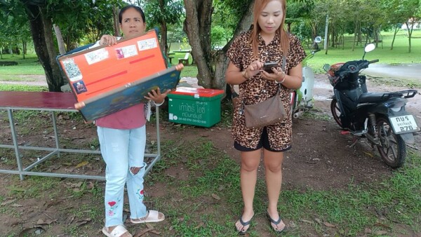 ปราจีนบุรี สาวใหญ่ถูกหวยแสนกว่าจ้างนางรำแก้บนเจ้าแม่หอมจันทร์