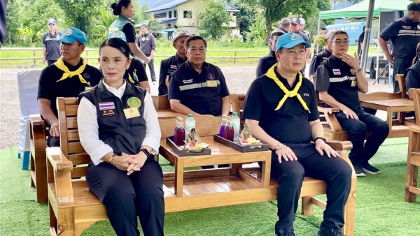 นครนายก – แม่ทัพภาคที่ 1 ลงพื้นที่ติดตามโครงการบูรณาการความมั่นคงเฉลิมพระเกียรติฯ ขับเคลื่อนเศรษฐกิจพอเพียงสู่ชุมชน