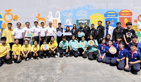 เดอะ สตรีท รัชดา ผนึก กทม.–เขตดินแดง–ชุมชน เปลี่ยนกำแพงเป็น Public Art เปิดพื้นที่ “The Street Sustainable Art” แต้มสี สร้างการเรียนรู้ สู่ชุมชนยั่งยืน