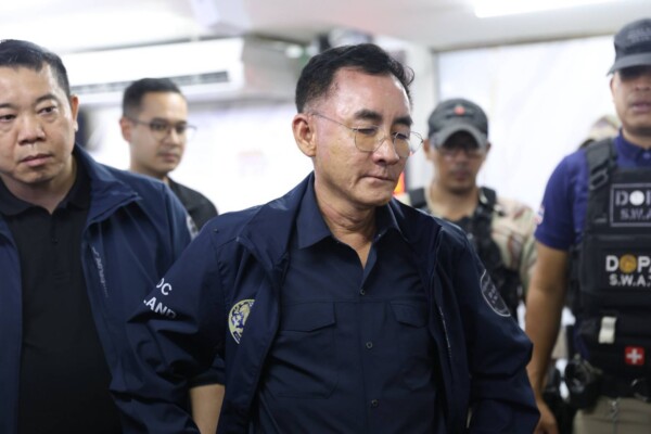 เปิดปฏิบัติการ “ปราบเซียนนครพิงค์” ทลาย 2 บ่อนใหญ่ใจกลางเมืองเชียงใหม่ รวบนักพนัน-เจ้ามือกว่า 100 ราย เงินสดและชิปของกลางกว่า 2 ล้านบาท