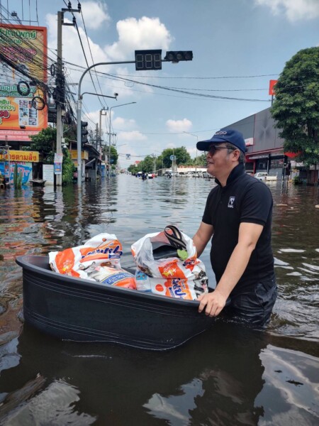 ดร.สาธิต แนะน้ำท่วมแก้คนและสัตว์ที่ดีไปพร้อมกันได้