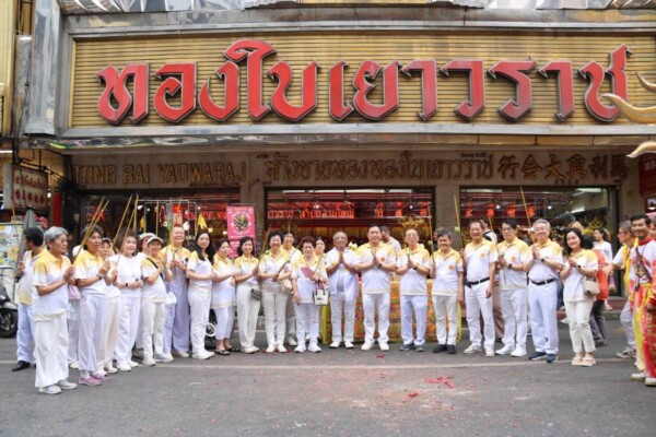 พิธีแห่อัญเชิญเทพเจ้า ในวันลอยกระทงเจสะเดาะเคราะห์ เทศกาลประเพณีงานเจเยาวราช ประจำปี 2569